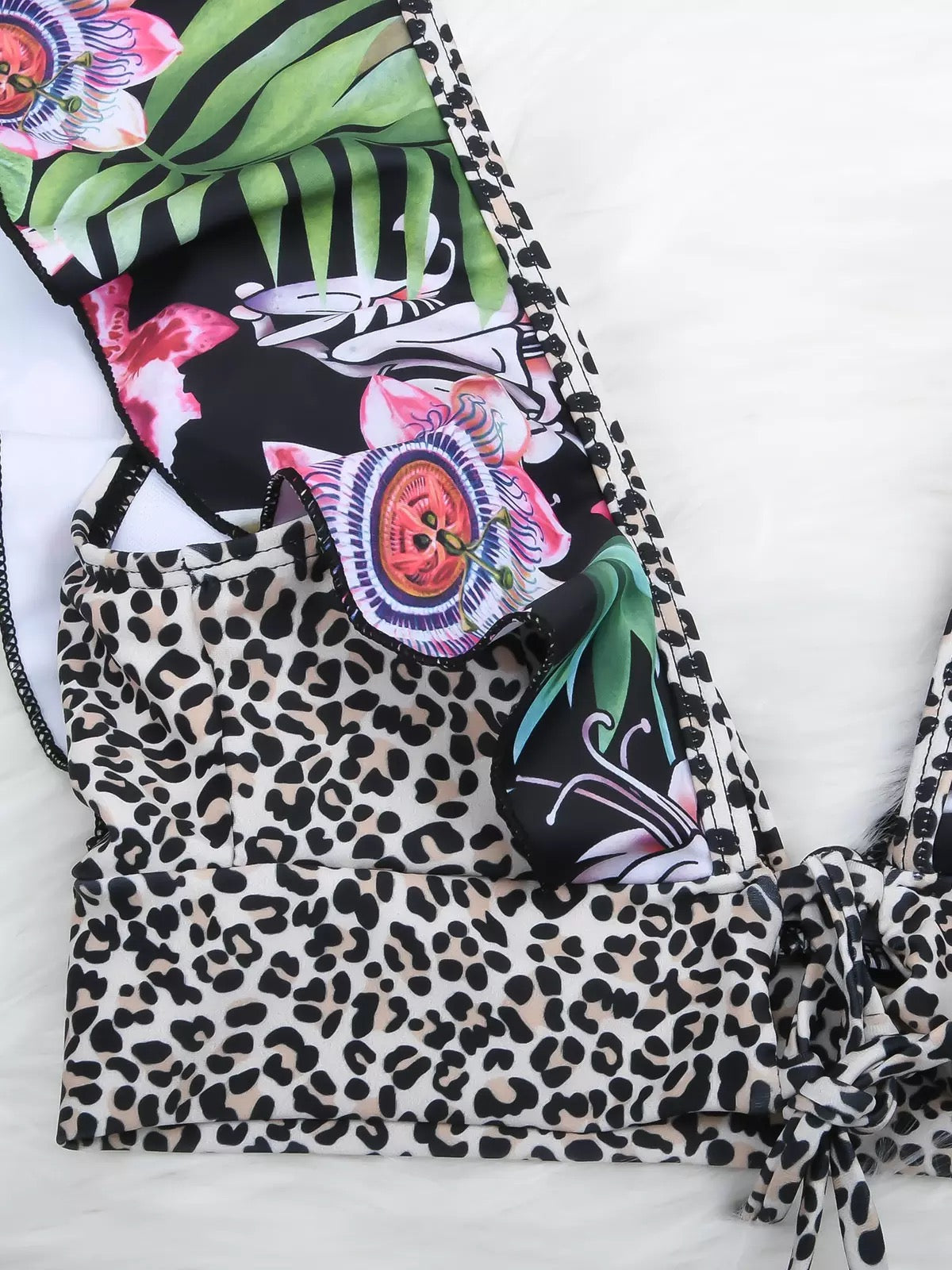 TROPICAL - Bikini with leopard print & ruffles